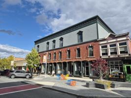 featured image of 36 Pleasant St #3A