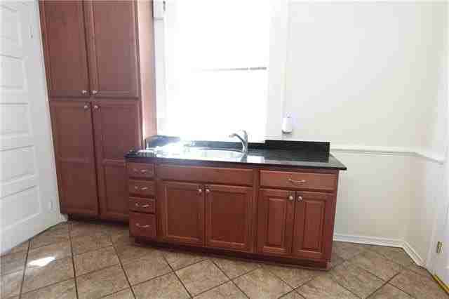 5612 Camp St - Photo 7 of 9