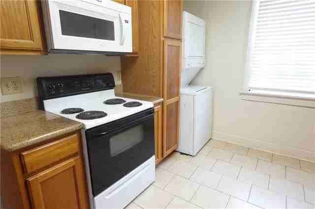 1225 1/2 Burdette St #1225 - Photo 6 of 11