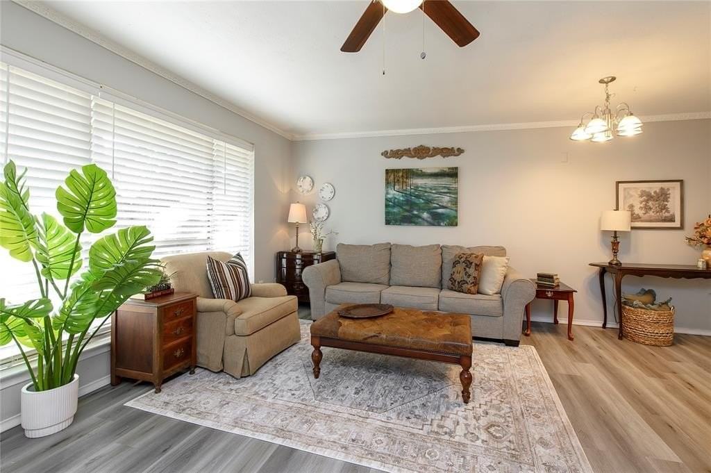 11114 Valleydale Dr #D - Photo 2 of 15