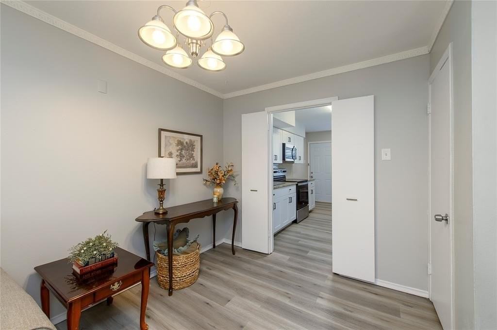 11114 Valleydale Dr #D - Photo 3 of 15