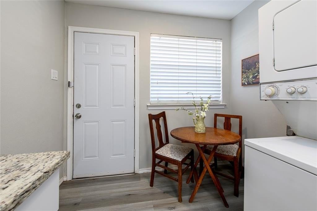 11114 Valleydale Dr #D - Photo 5 of 15