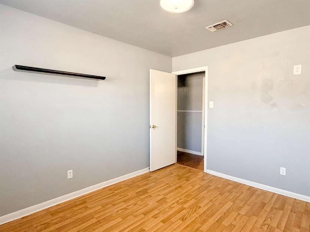 604 Mesquite Ave - Photo 4 of 20