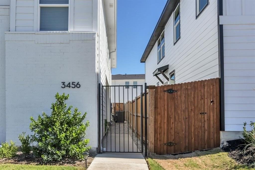 3456 Lake District Ln - Photo 2 of 30