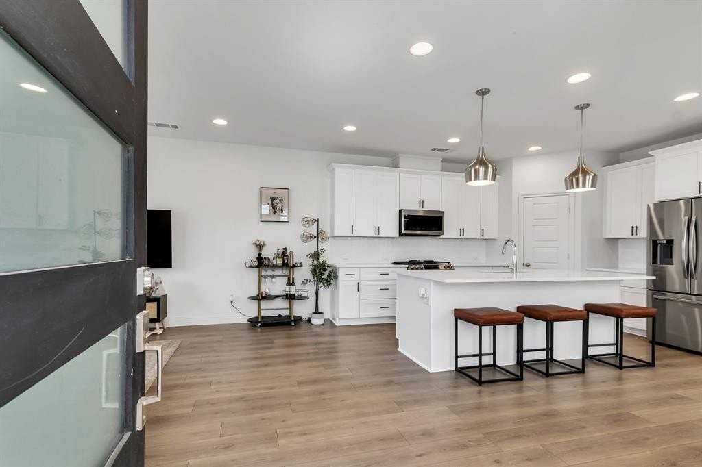 3456 Lake District Ln - Photo 5 of 30