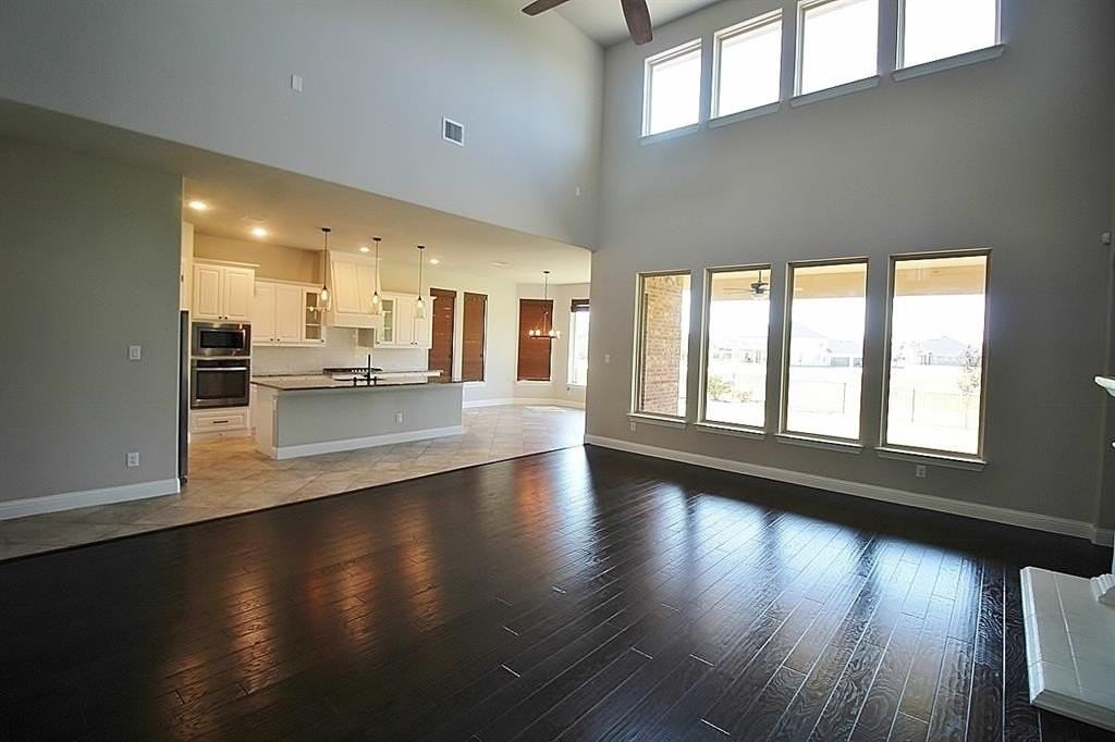 2313 Lamberth Ct - Photo 7 of 40