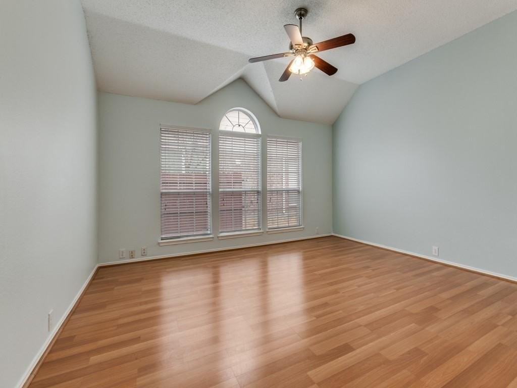 4801 Holly Berry Dr - Photo 7 of 16