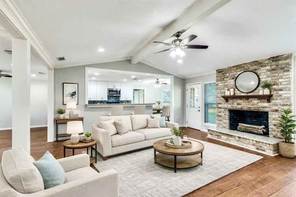 5404 Elisa Ln - Photo 3 of 21