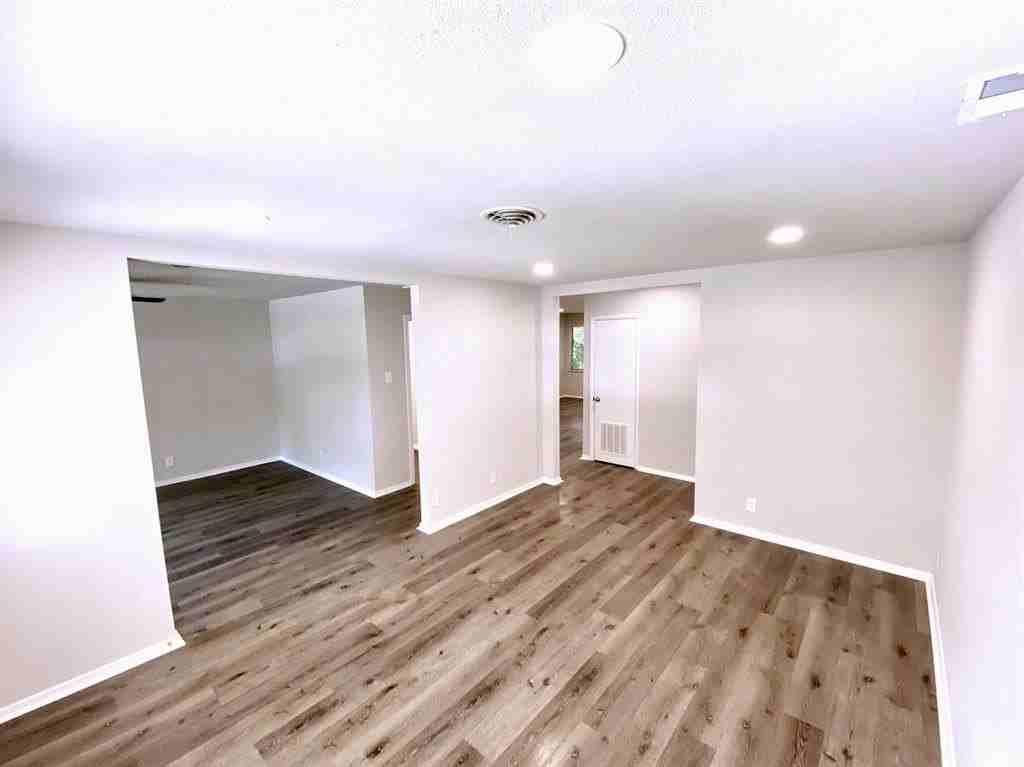 4808 Curzon Ave - Photo 7 of 20