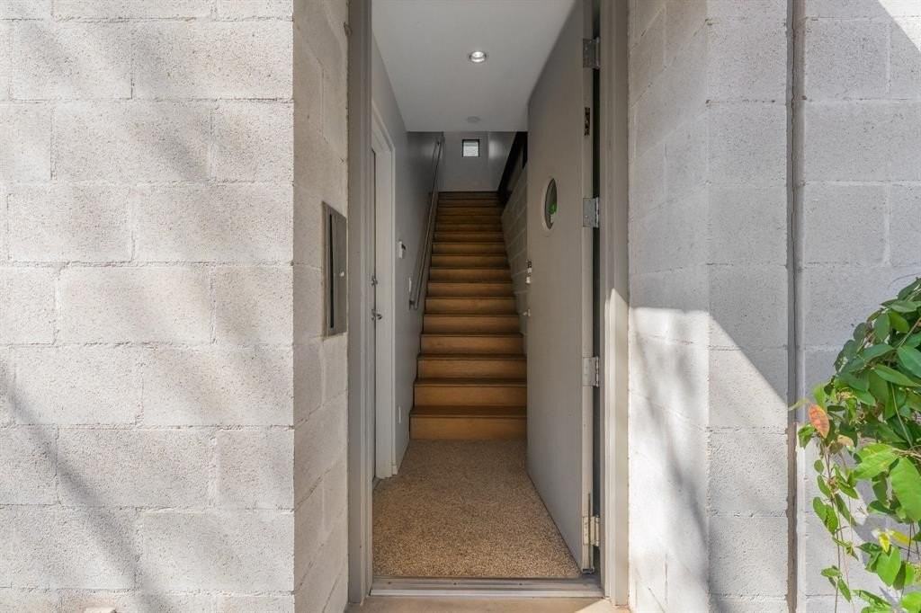 4001 Bowser Ave #B - Photo 3 of 39