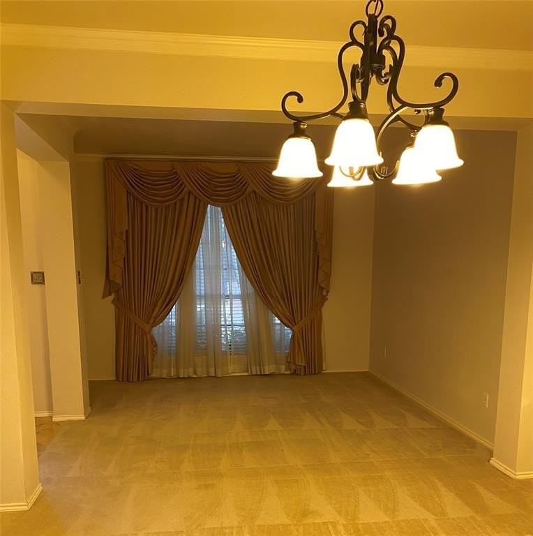 207 Colonial Ln - Photo 6 of 35