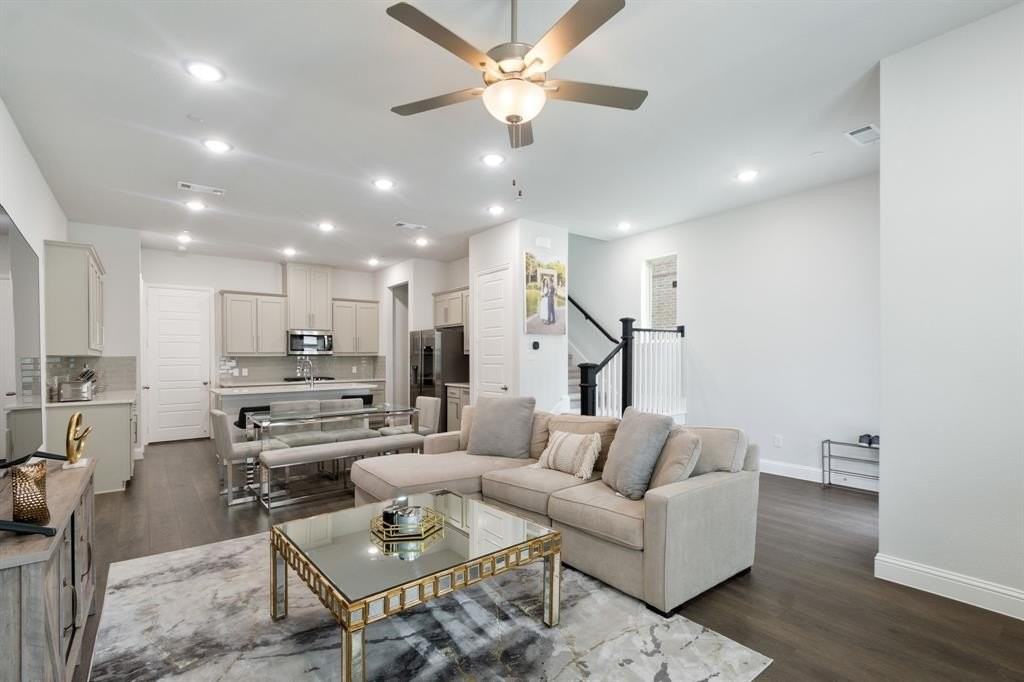 1899 Melinda Ln - Photo 7 of 27