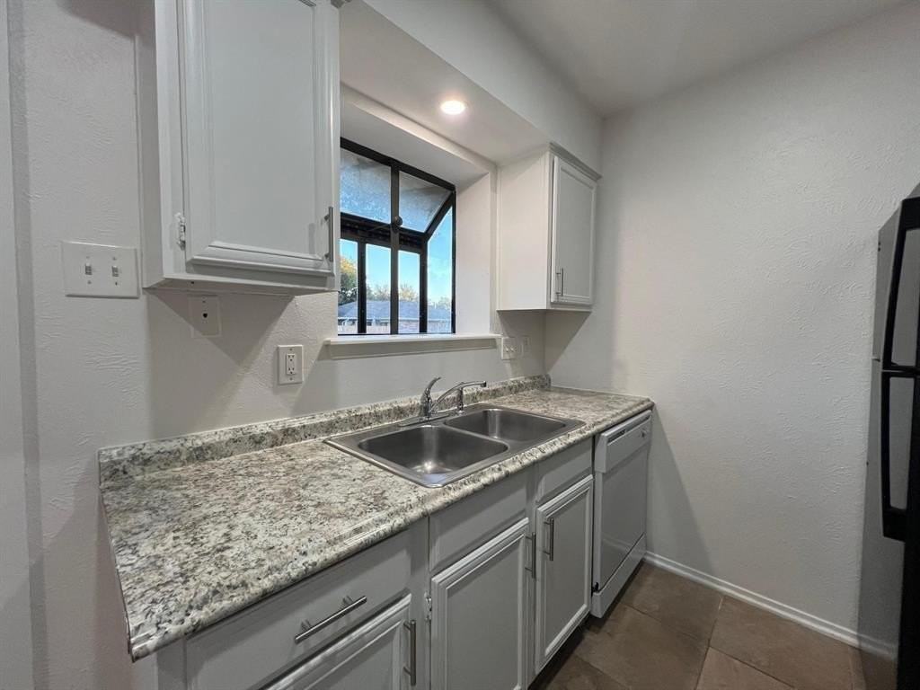 1801 W Spring Creek Pkwy #U2 - Photo 7 of 18