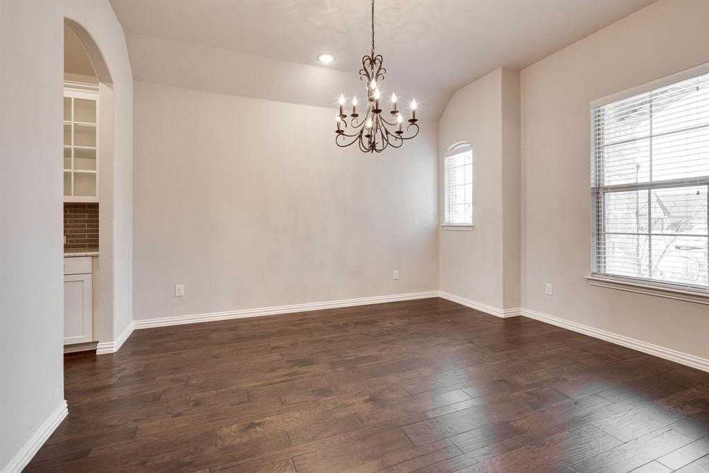 1537 Eagleton Ln - Photo 5 of 25