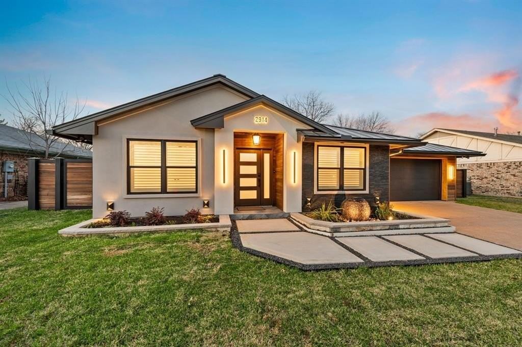 2914 Cripple Creek Trl - Photo 3 of 38