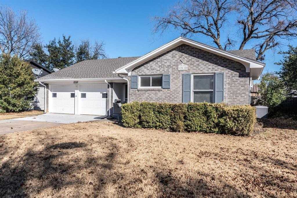 12118 Brisbane Ave - Photo 2 of 26