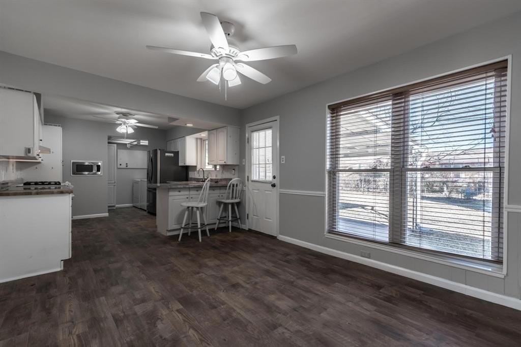 12118 Brisbane Ave - Photo 5 of 26