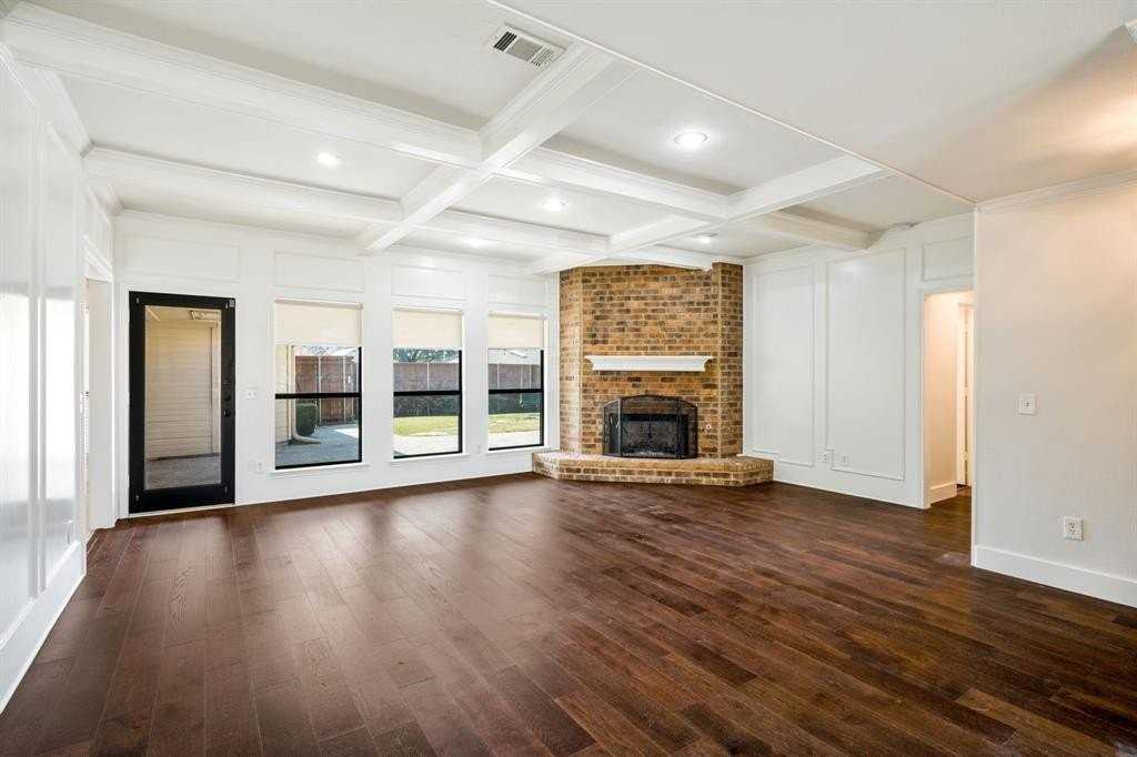 1824 Huron Trl - Photo 6 of 31