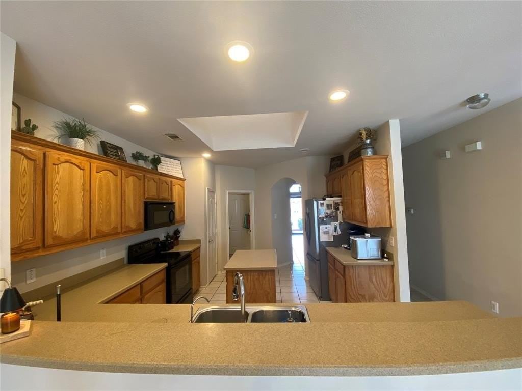 6037 Horse Trap Dr - Photo 4 of 7