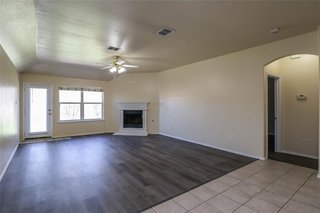 3009 Sugarberry Dr - Photo 6 of 22