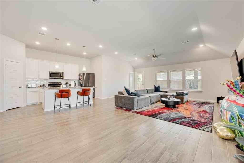 8900 Bronze Meadow Dr - Photo 7 of 21