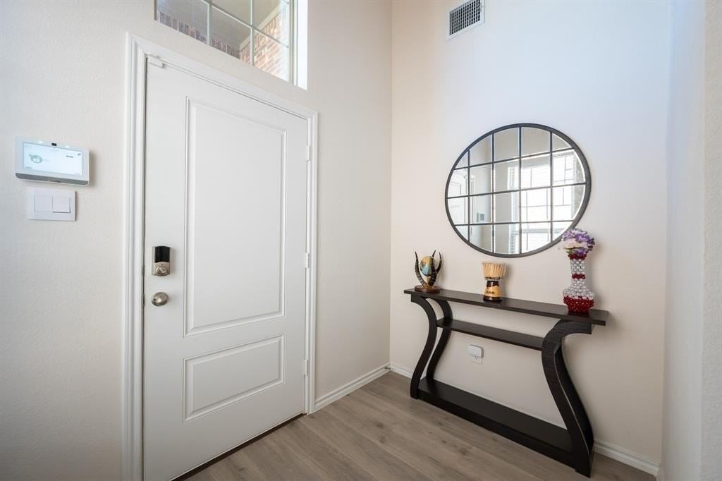 1171 Norias Dr - Photo 3 of 30