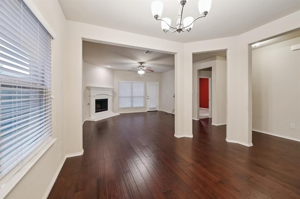 9816 Coyote Pass Trl - Photo 6 of 29