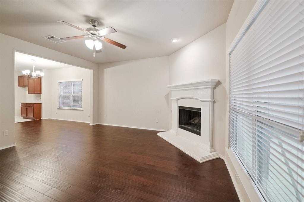 9816 Coyote Pass Trl - Photo 7 of 29