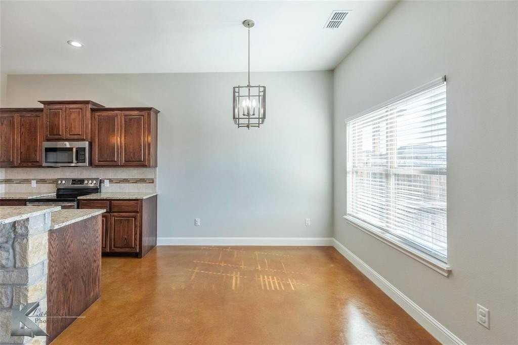 7385 Southern Belle Cir - Photo 5 of 24