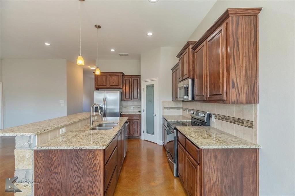 7385 Southern Belle Cir - Photo 6 of 24