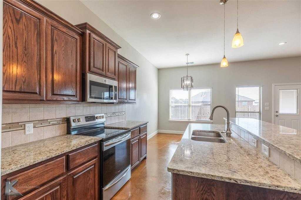 7385 Southern Belle Cir - Photo 7 of 24