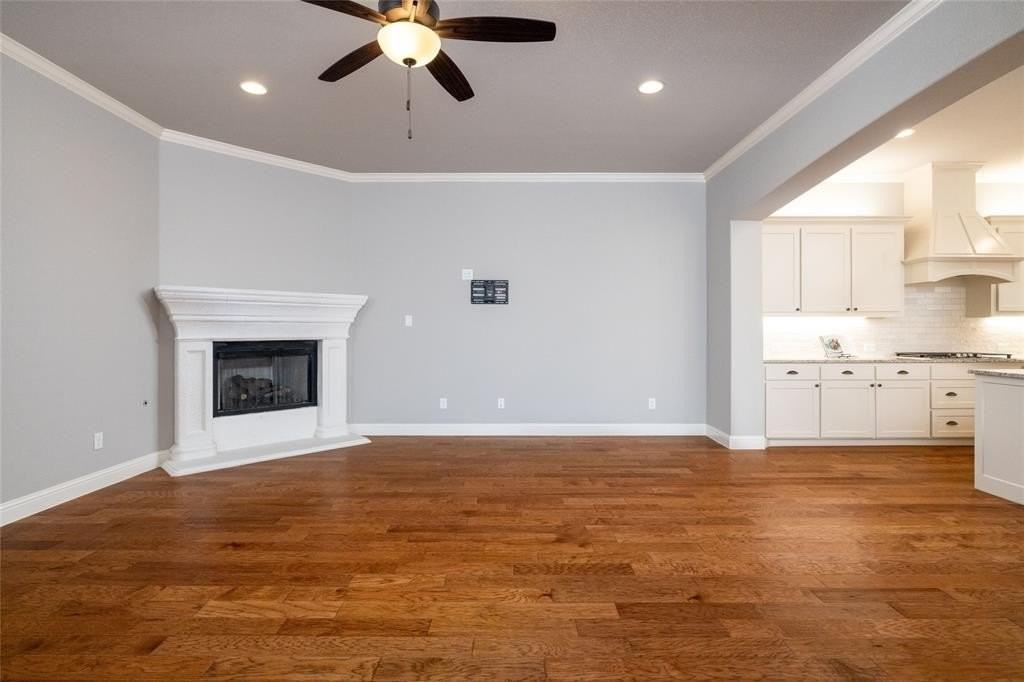 8300 Odell St - Photo 5 of 38