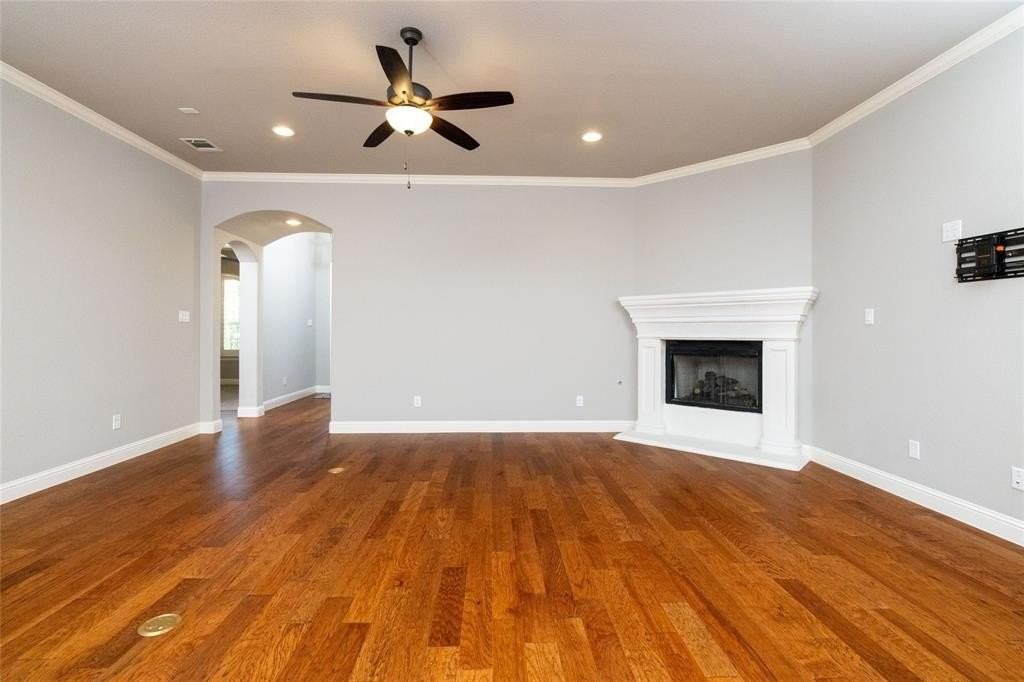 8300 Odell St - Photo 7 of 38