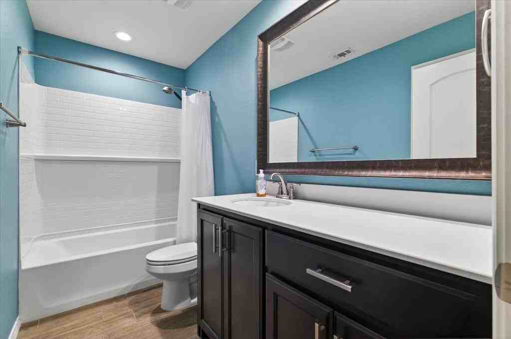 628 Presidio St - Photo 5 of 37