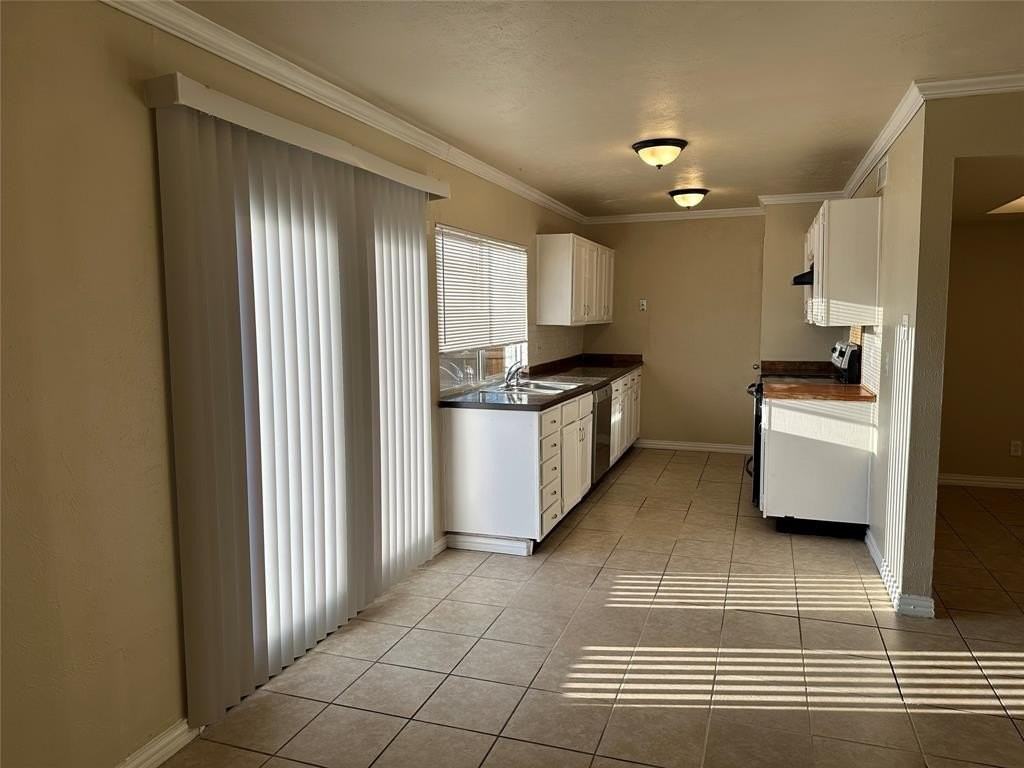 1844 Stockton Trl - Photo 2 of 11