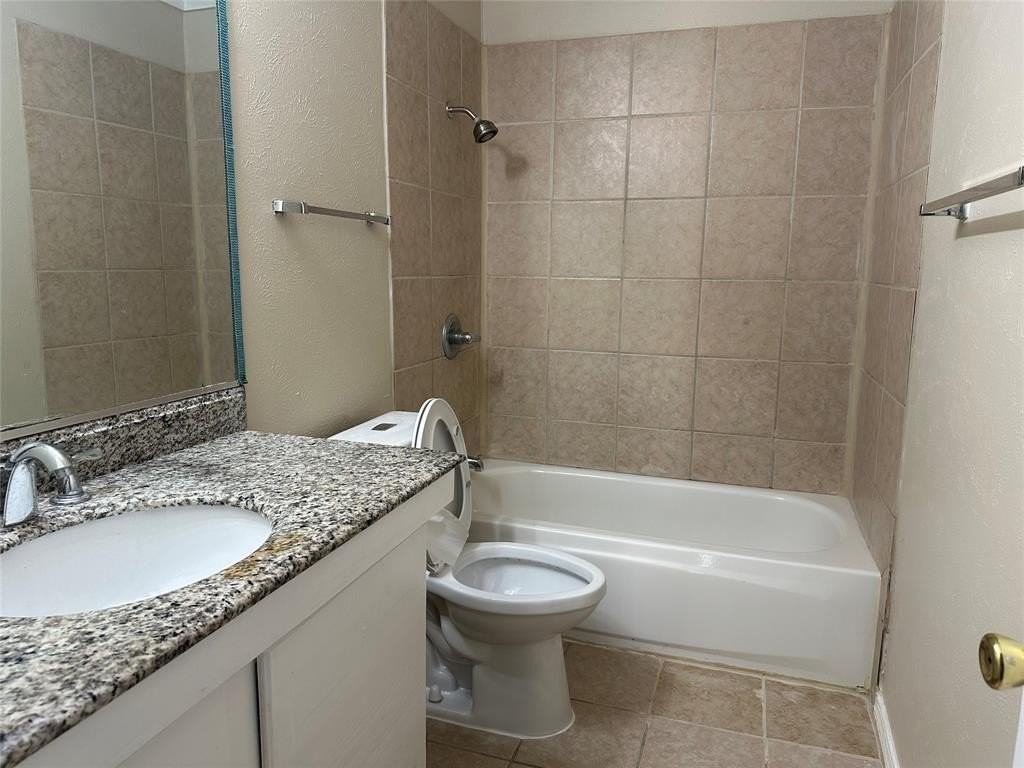 1844 Stockton Trl - Photo 7 of 11