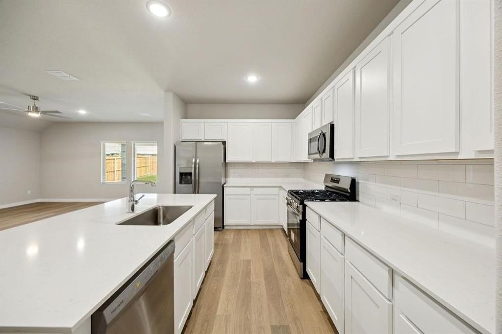 1107 Sunward Rd - Photo 7 of 21