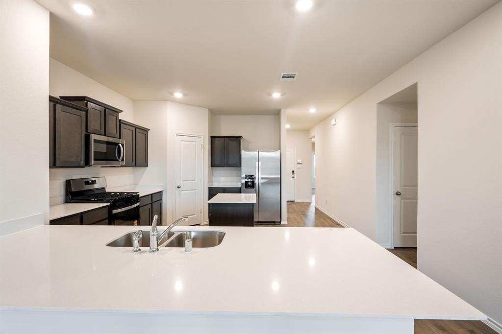 1324 Stuarts Forest Dr - Photo 5 of 36