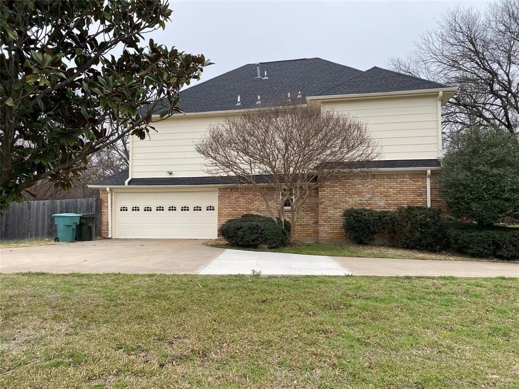 2107 Joni Cir - Photo 2 of 28