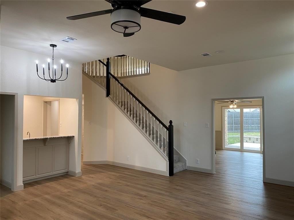 2107 Joni Cir - Photo 6 of 28