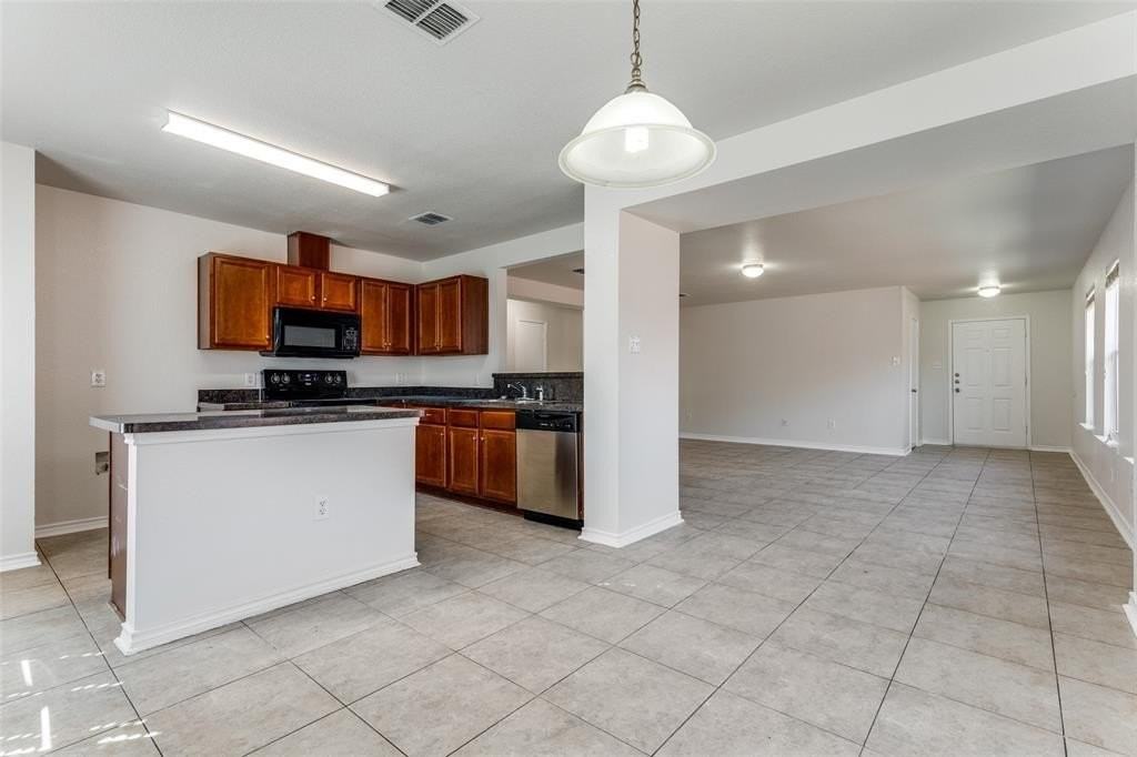 4120 Mantis St - Photo 4 of 12