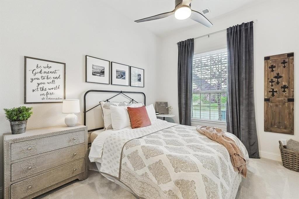 1429 12th St - Photo 6 of 40