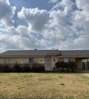 featured image of 4708 Longstreet Pl