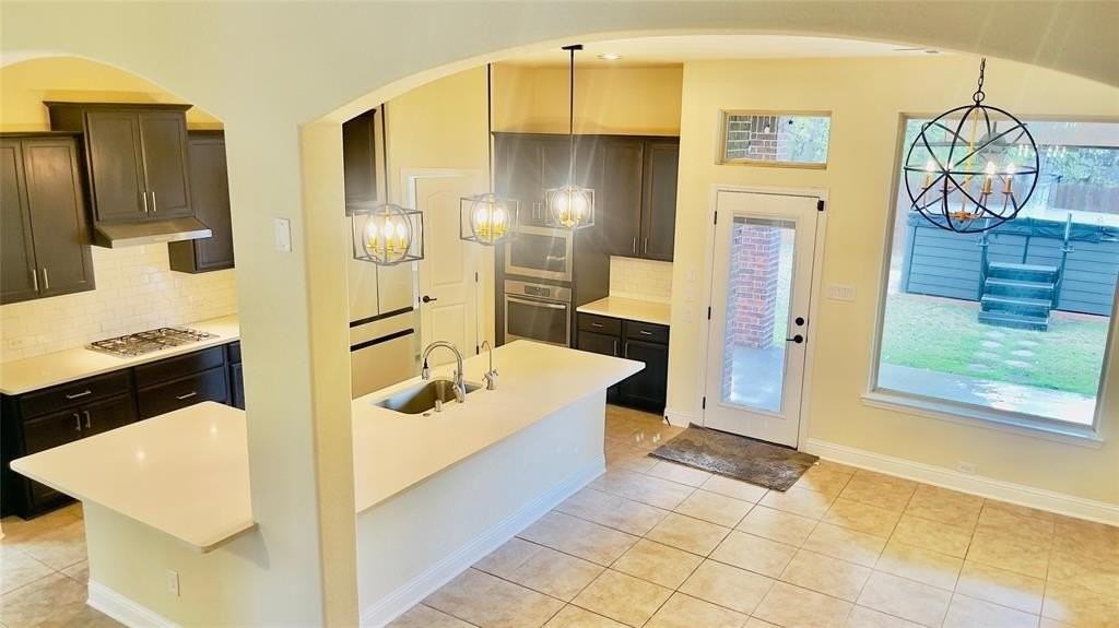 1000 Lancaster Dr - Photo 2 of 36