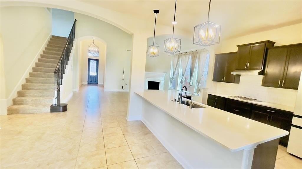 1000 Lancaster Dr - Photo 6 of 36