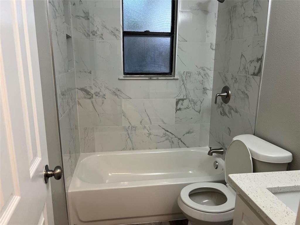 109 Ray St #AB - Photo 6 of 11