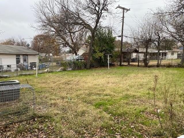 1502 Pikeview Ter - Photo 2 of 10