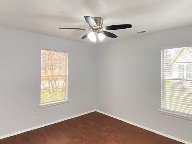 1502 Pikeview Ter - Photo 7 of 10