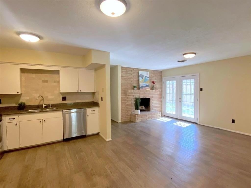 7406 Walling Ln - Photo 5 of 15