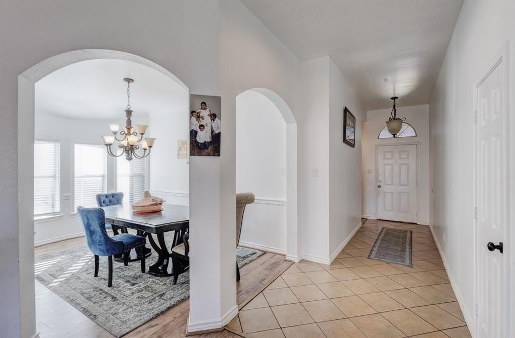 214 Houston St - Photo 5 of 22